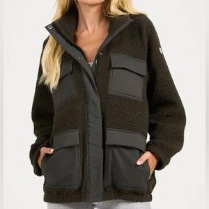 Vuori Utility Sherpa Jacket